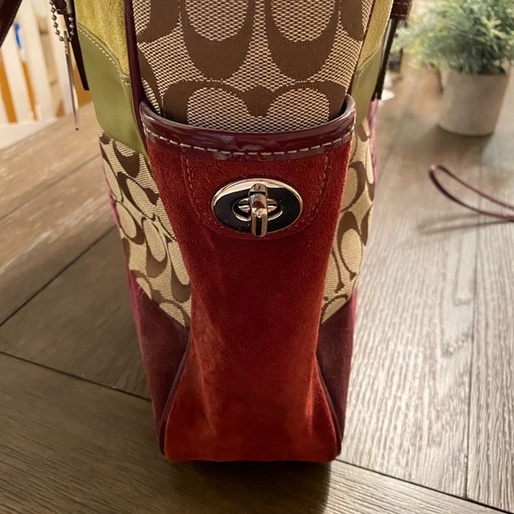 👛MIXED PATTERN MEDIUM SIZED COACH BAG👛 - Picture 6 of 6